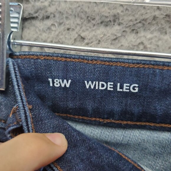 EVRI Jeans Womens 18W Blue Wide Leg Stretch Denim Mid Rise Cropped Capri - Picture 3 of 12